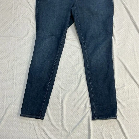 Torrid Dark Blue Skinny Jeans 18T 18 Tall - Picture 3 of 8